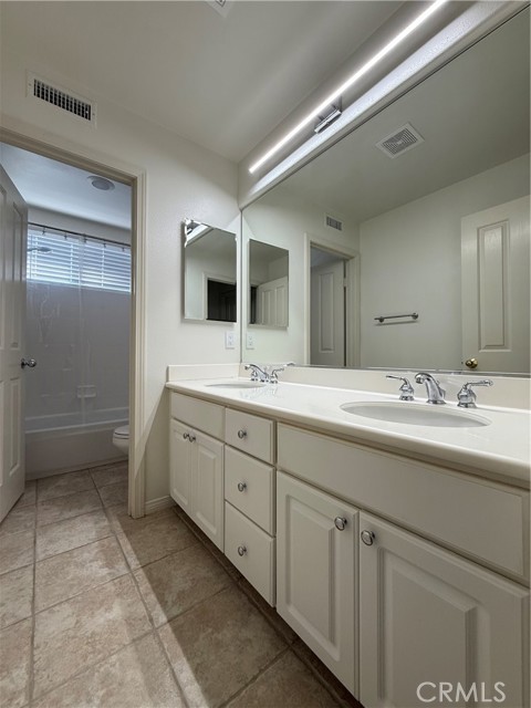 Detail Gallery Image 19 of 24 For 6 Ponte, Irvine,  CA 92606 - 5 Beds | 3/1 Baths