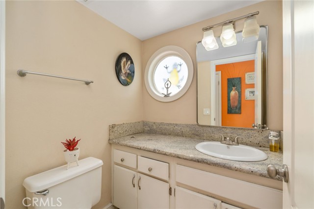 Detail Gallery Image 11 of 44 For 1949 Cottonwood, Colton,  CA 92324 - 3 Beds | 2/1 Baths