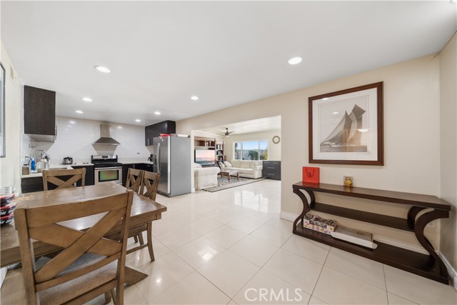 23929 Sunset Crossing Road, Diamond Bar CA: https://media.crmls.org/medias/7e57376b-7430-41a2-b757-1708260d3a11.jpg