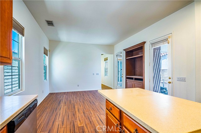 67960 Rio Vista Drive, Cathedral City CA: https://media.crmls.org/medias/7e57ffc1-4ad4-47cc-91a4-b0f0d97dd906.jpg