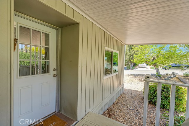 Detail Gallery Image 5 of 30 For 22819 Skylink Dr, Canyon Lake,  CA 92587 - 3 Beds | 2 Baths