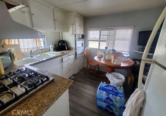Detail Gallery Image 12 of 18 For 1425 W 132nd St #1,  Gardena,  CA 90249 - 1 Beds | 1 Baths