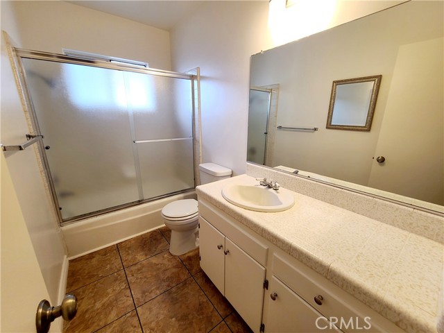 1463 Strawberry Hill Road, Thousand Oaks CA: https://media.crmls.org/medias/7e59262e-f280-490e-b634-d3cac5405931.jpg