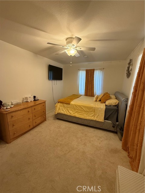 Detail Gallery Image 12 of 42 For 39418 Daylily Pl, Palmdale,  CA 93551 - 5 Beds | 3 Baths