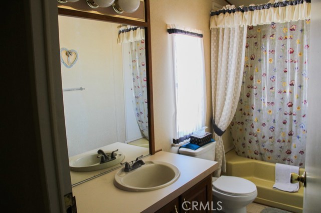 Detail Gallery Image 9 of 19 For 2365 Booth Rd, Landers,  CA 92285 - 3 Beds | 2 Baths