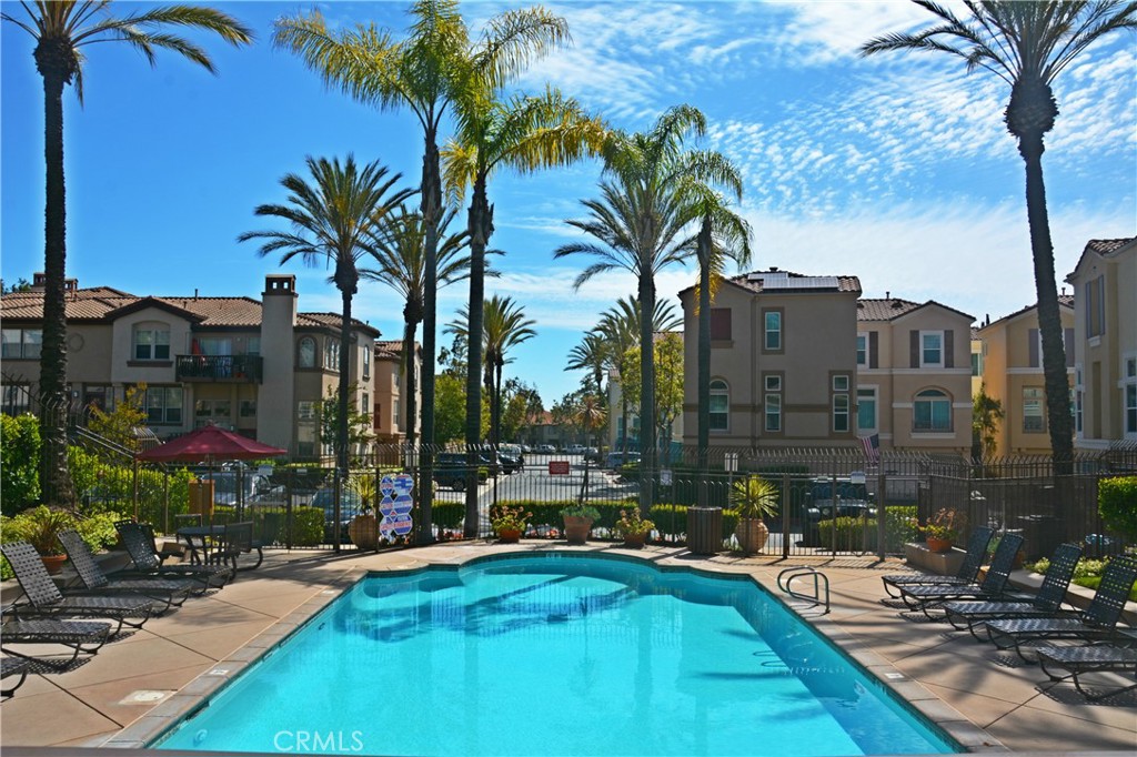 MLS #OC25251058 image #12