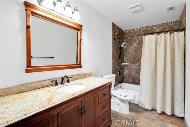 19996 Eyota Road, Apple Valley CA: https://media.crmls.org/medias/7e5bfb40-212d-4fff-bd4a-6c0e0de88f1c.jpg