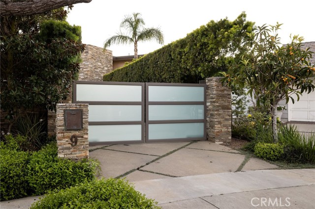 Detail Gallery Image 41 of 42 For 9 Jade, Corona Del Mar,  CA 92625 - 5 Beds | 4/1 Baths