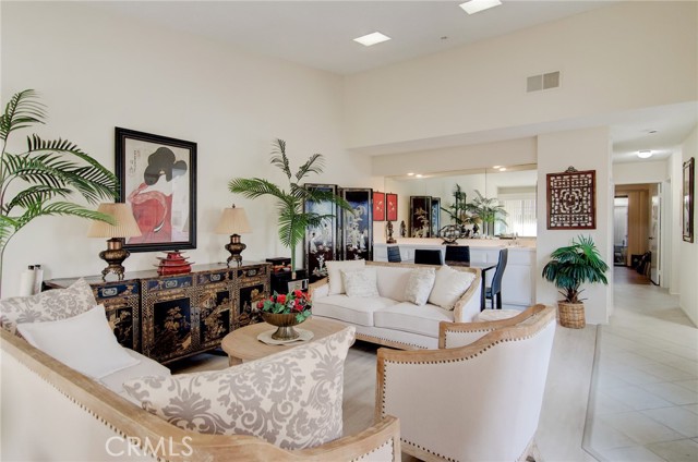 Detail Gallery Image 9 of 27 For 8565 Larkhall Cir 802c,  Huntington Beach,  CA 92646 - 2 Beds | 2 Baths