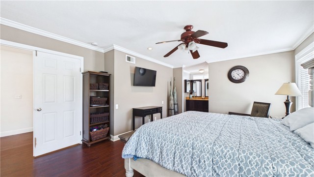 Detail Gallery Image 19 of 33 For 27563 Open Crest, Saugus,  CA 91350 - 4 Beds | 2/1 Baths
