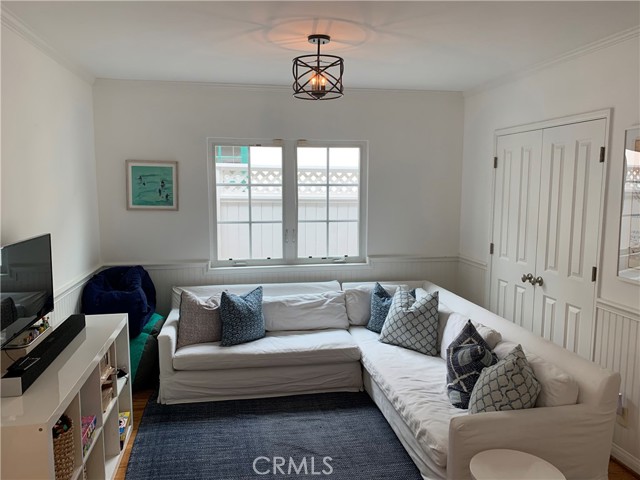 Detail Gallery Image 14 of 50 For 529 21st St, Manhattan Beach,  CA 90266 - 4 Beds | 3 Baths