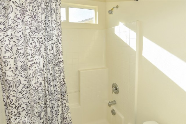 Detail Gallery Image 34 of 52 For 2064 Radiant Cir, San Jacinto,  CA 92582 - 5 Beds | 2/1 Baths