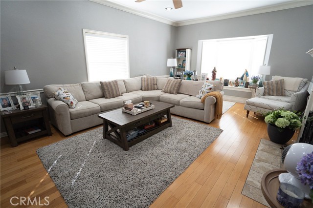 Detail Gallery Image 3 of 25 For 5518 Norwalk Bld, Whittier,  CA 90601 - 3 Beds | 2 Baths