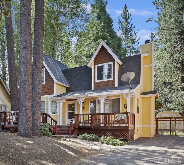 Detail Gallery Image 2 of 22 For 42751 Peregrine Ave, Big Bear Lake,  CA 92315 - 3 Beds | 2 Baths