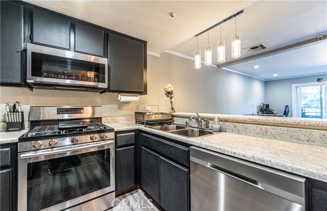 14819 Downey Avenue, Paramount CA: https://media.crmls.org/medias/7e5dd360-431d-42ae-8e33-3c5dee373128.jpg