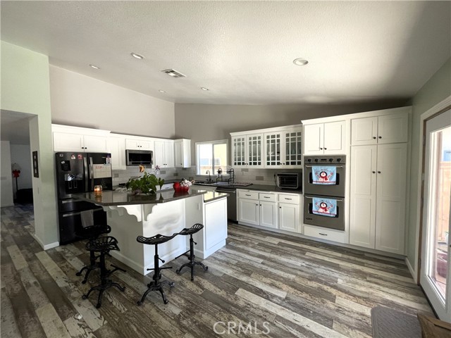 Detail Gallery Image 8 of 25 For 25065 Clover Creek Ln, Menifee,  CA 92584 - 3 Beds | 2 Baths