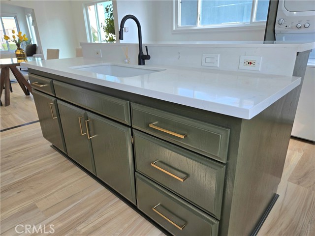 Detail Gallery Image 27 of 41 For 2022 W 75th St, Los Angeles,  CA 90047 - 2 Beds | 1 Baths