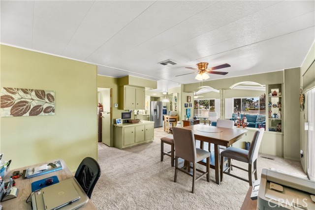 1735 Mango Way, Hemet CA: https://media.crmls.org/medias/7e5f76af-8faa-4d9a-8bac-7757b61cbb1d.jpg