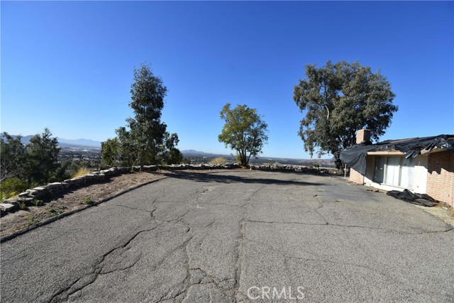 Detail Gallery Image 12 of 61 For 3618 Hemlock Dr, San Bernardino,  CA 92404 - 3 Beds | 2/1 Baths