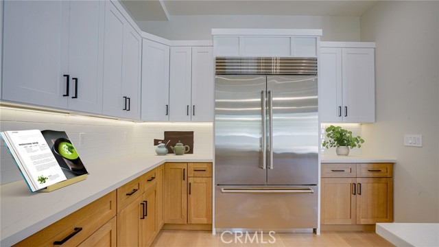 Detail Gallery Image 24 of 68 For 6250 Lindley Ave, Encino,  CA 91316 - 4 Beds | 3/1 Baths