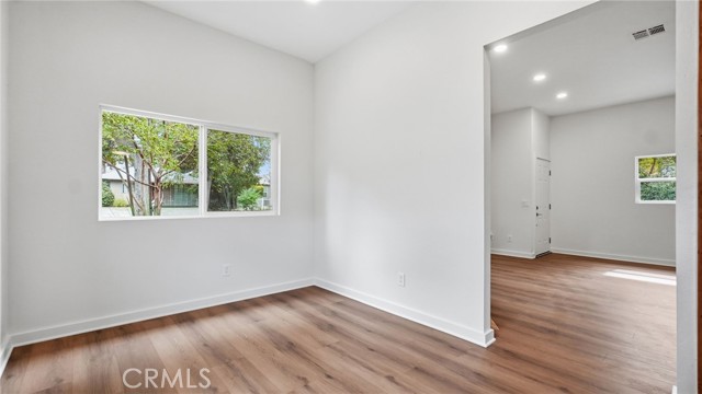 537 Cypress photo 19
