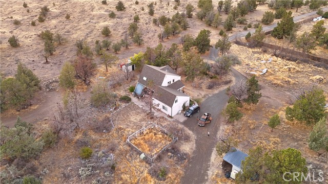 Detail Gallery Image 11 of 16 For 10410 County Hwy a-12, Montague,  CA 96064 - 4 Beds | 2 Baths