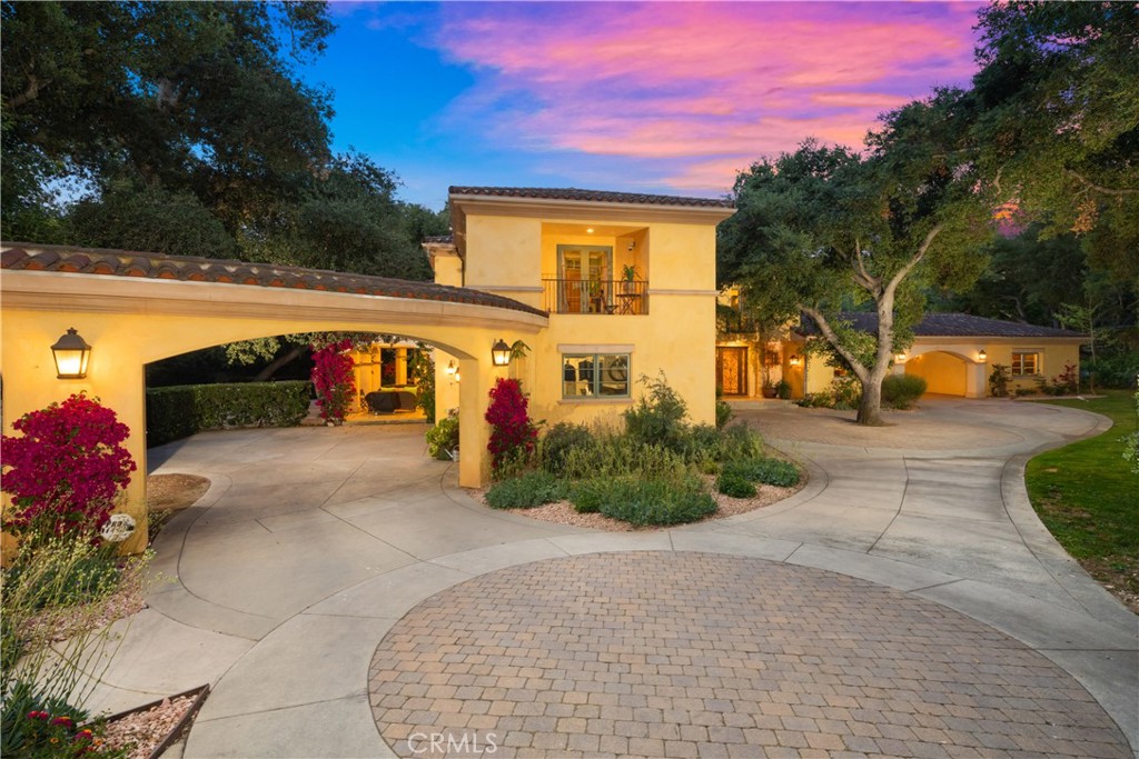 4204 Woodleigh Lane