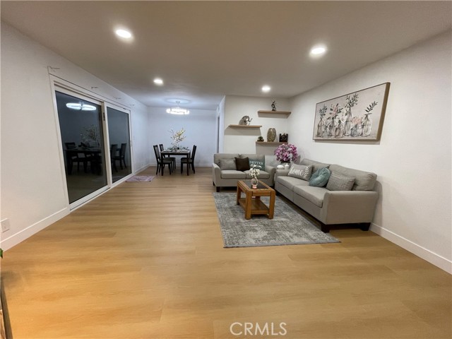 Detail Gallery Image 4 of 17 For 5532 Tiffany, Garden Grove,  CA 92845 - 3 Beds | 2 Baths