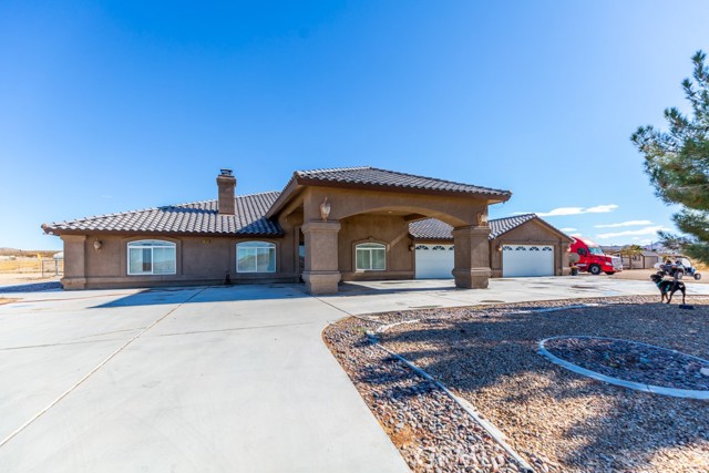 Detail Gallery Image 2 of 70 For 24625 Ledbury Rd, Oro Grande,  CA 92368 - 5 Beds | 5 Baths