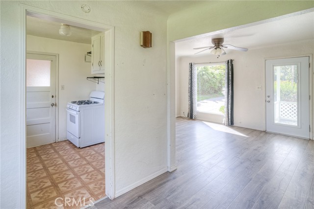 Detail Gallery Image 10 of 23 For 9 Midway, Oroville,  CA 95966 - 2 Beds | 1 Baths