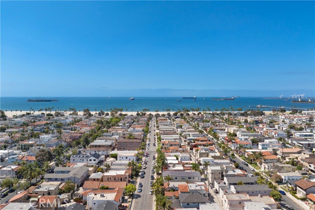 159 Roycroft Avenue, Long Beach CA: https://media.crmls.org/medias/7e64c993-b57f-4f0c-969f-f211d947c817.jpg
