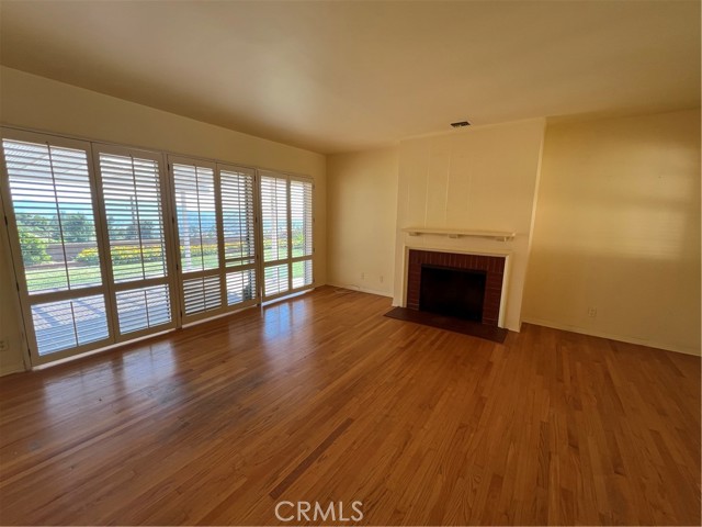 Detail Gallery Image 4 of 15 For 1012 Hamline Pl, Burbank,  CA 91504 - 3 Beds | 2 Baths