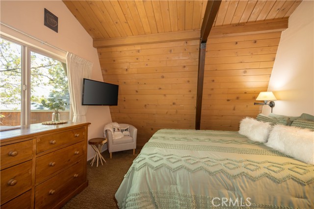 Detail Gallery Image 26 of 38 For 1216 Aspen Dr, Big Bear Lake,  CA 92315 - 3 Beds | 2 Baths
