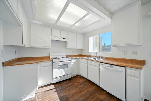Detail Gallery Image 14 of 35 For 12420 Mount Vernon Ave 4b,  Grand Terrace,  CA 92313 - 2 Beds | 1/1 Baths