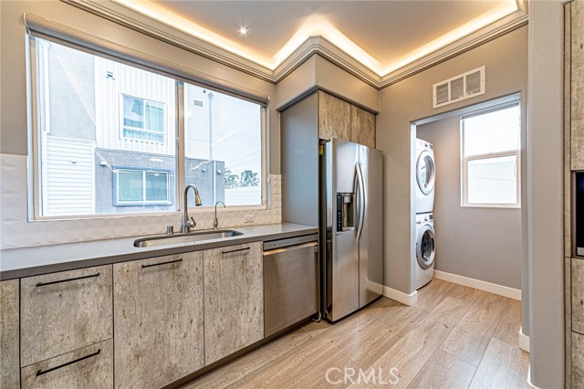 Detail Gallery Image 10 of 47 For 9046 Garvey Ave #32,  Rosemead,  CA 91770 - 3 Beds | 3/1 Baths
