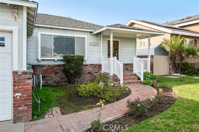 Detail Gallery Image 4 of 37 For 5229 Minturn Ave, Lakewood,  CA 90712 - 3 Beds | 2 Baths