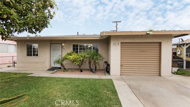 8737 Tilmont Avenue, Pico Rivera CA: https://media.crmls.org/medias/7e678b00-8993-4da8-b838-43d590c0c90d.jpg