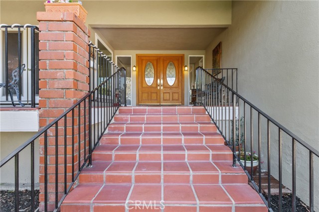Detail Gallery Image 4 of 40 For 1481 Kensington Dr, Fullerton,  CA 92831 - 5 Beds | 4 Baths