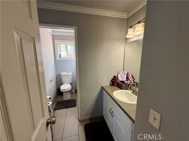 Detail Gallery Image 9 of 16 For 4853 Minstrel, Palmdale,  CA 93552 - 5 Beds | 3 Baths