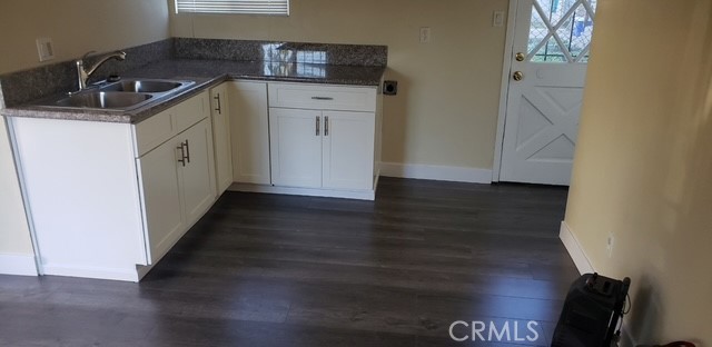 Detail Gallery Image 31 of 34 For 1742 W 82nd, Los Angeles,  CA 90047 - – Beds | – Baths