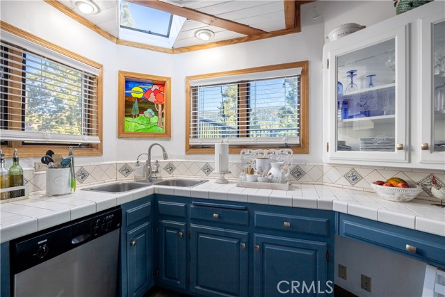 43811 Canyon Crest Drive, Big Bear Lake CA: https://media.crmls.org/medias/7e69d00d-6623-4e02-81cb-df05723f9227.jpg