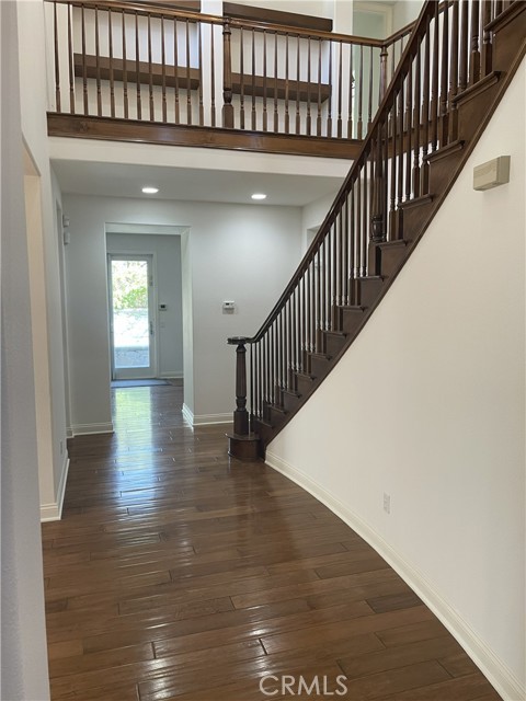 Detail Gallery Image 7 of 55 For 26958 Timberline Ter, Valencia,  CA 91381 - 5 Beds | 4/1 Baths