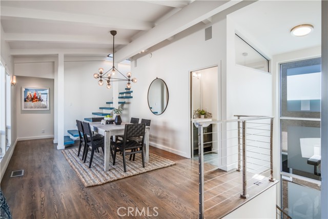 Dining room/stairs to bottom level