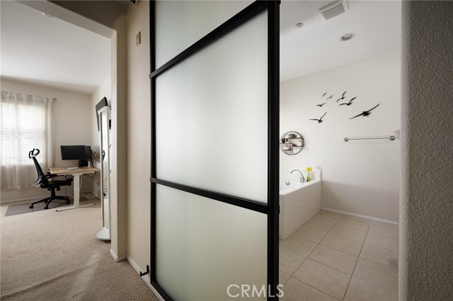Detail Gallery Image 11 of 26 For 189 Groveland, Irvine,  CA 92620 - 2 Beds | 2/1 Baths