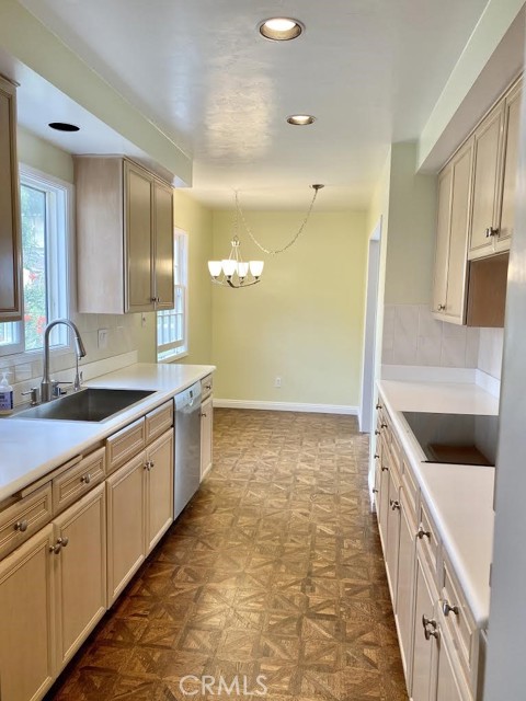 Detail Gallery Image 5 of 17 For 2405 via Carrillo, Palos Verdes Estates,  CA 90274 - 4 Beds | 3 Baths