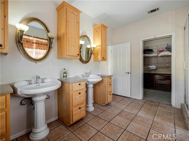 Detail Gallery Image 37 of 66 For 23237 Johnson Ct, Tehachapi,  CA 93561 - 4 Beds | 5 Baths