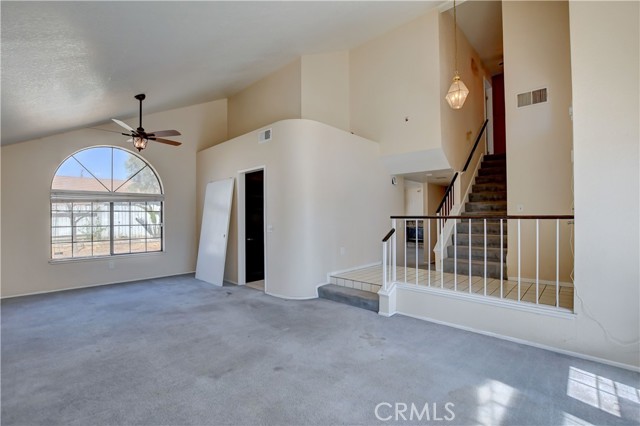 Image 9 of 52 For 681 Goldenrod Street