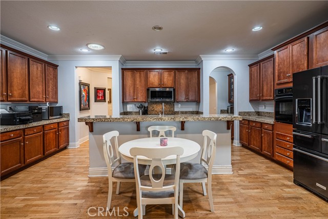 Detail Gallery Image 19 of 72 For 30867 via Bonica, Lake Elsinore,  CA 92530 - 5 Beds | 2/1 Baths
