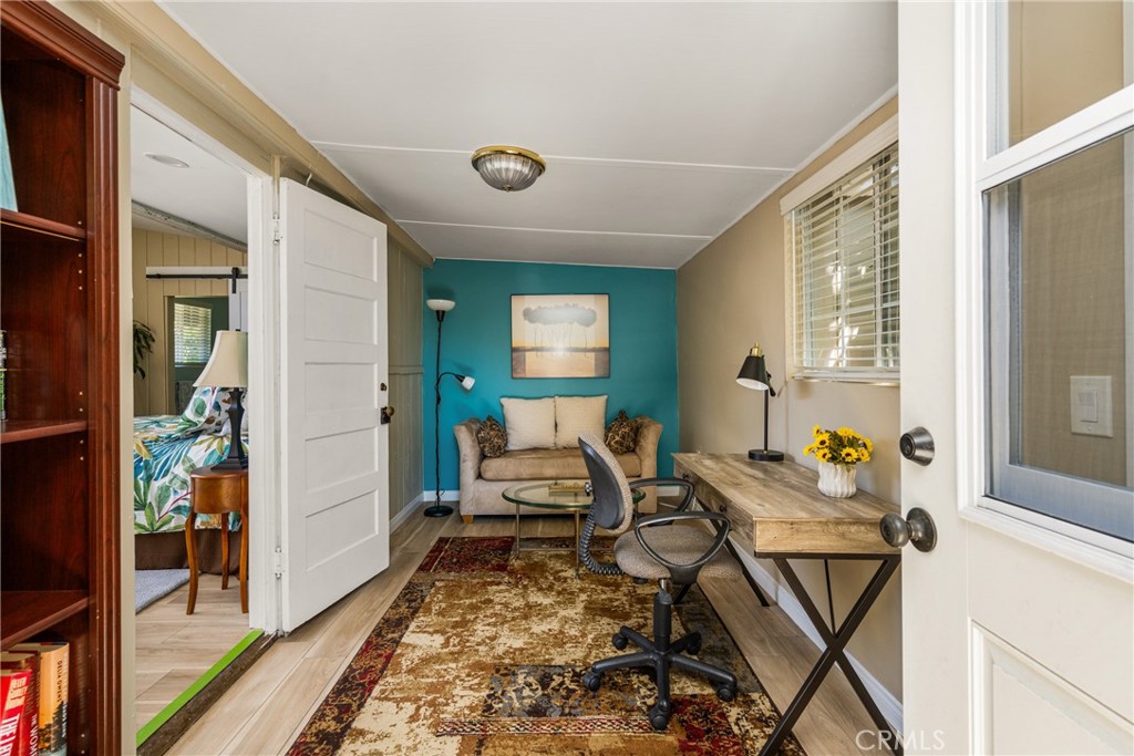 7e6cee4f Bdaa 4977 B13b Fad311cf94a0