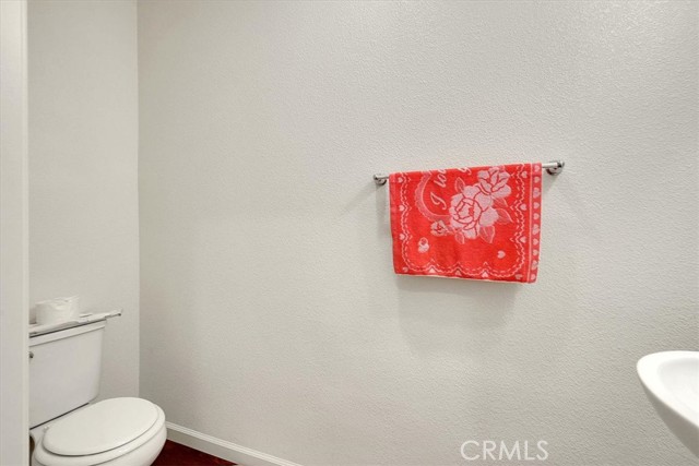 Detail Gallery Image 16 of 31 For 9925 Del Surf Ln, Elk Grove,  CA 95757 - 3 Beds | 3 Baths